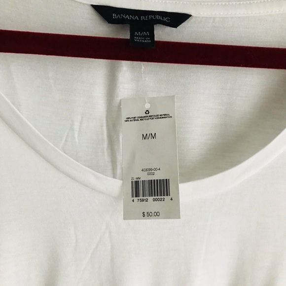 ๐NWT Banana Republic Sz M ALL THAT GLITTERS Tee - Picture 6 of 12